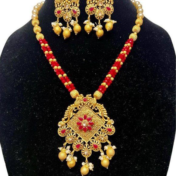 Jewelry Matte Gold Necklace Set Poshmark